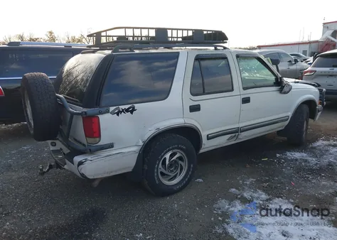 2000 Chevrolet Blazer Lt from USA, damaged, VIN 1GNDT13W9YK145110